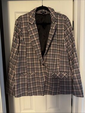 torrid Neutral Plaid Blazer in Cream, Black and Brown
